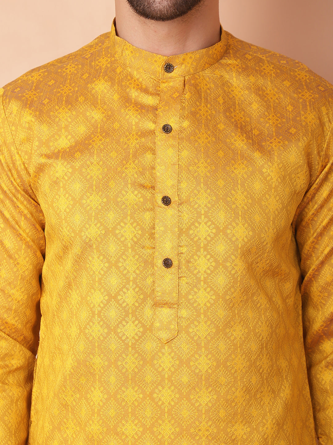 Men's Woven Design Silk Blend Kurtas - Taantav