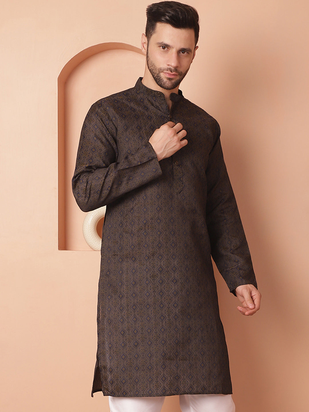 Men's Woven Design Silk Blend Kurtas - Taantav