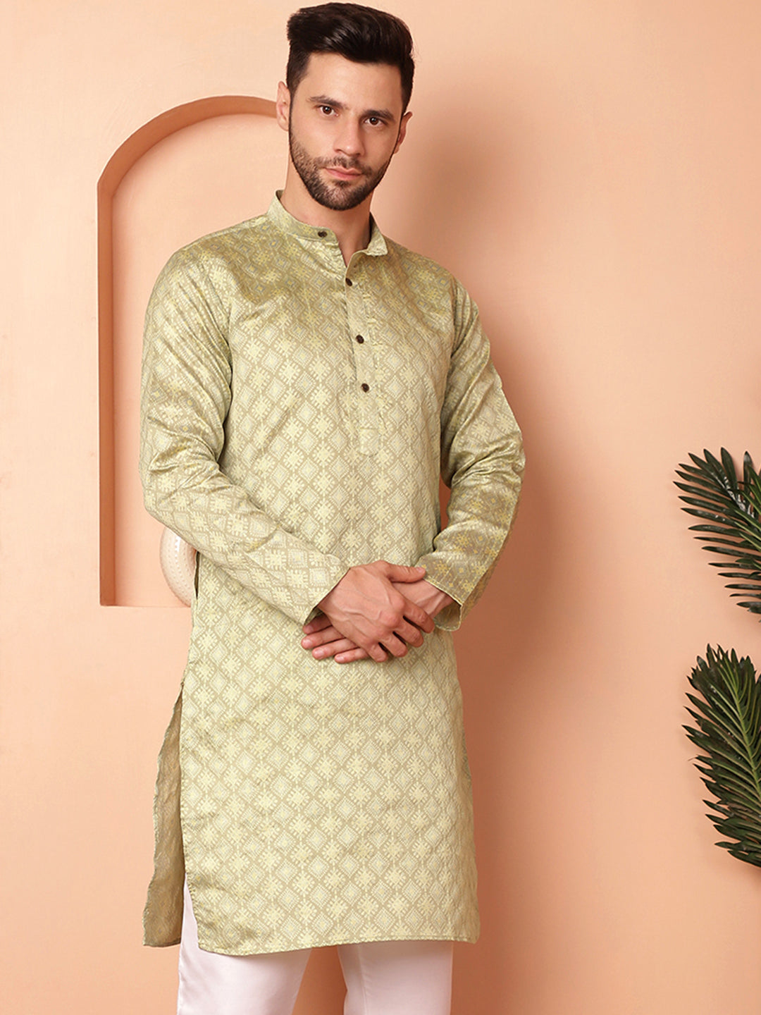 Men's Woven Design Silk Blend Kurtas - Taantav