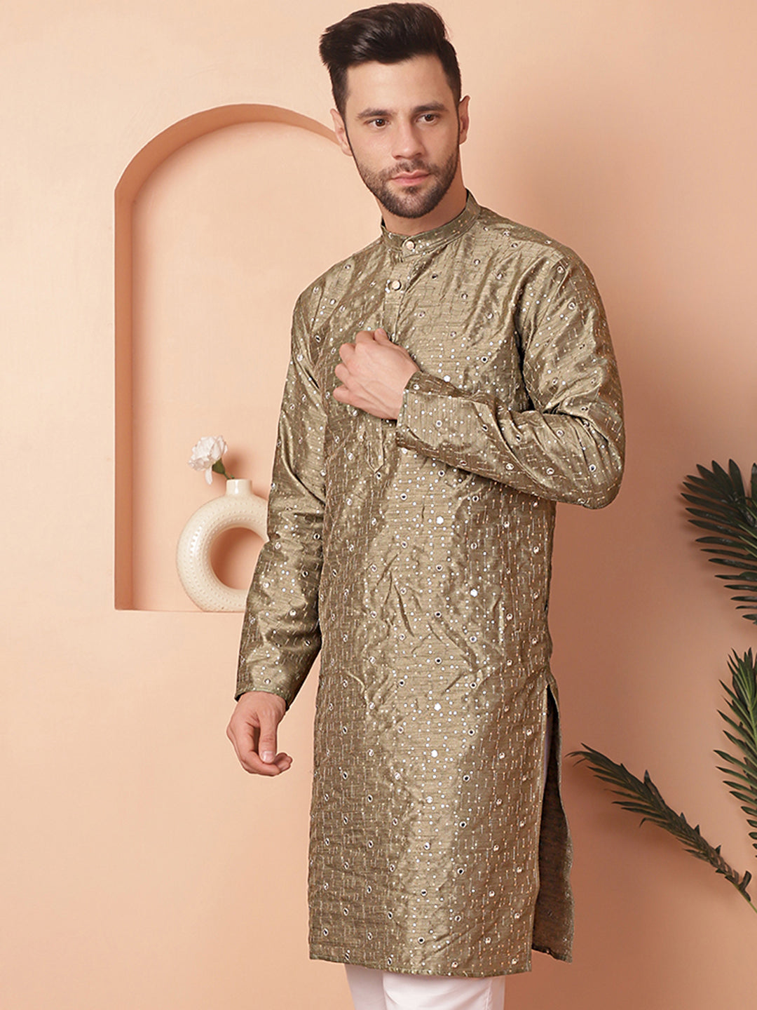 Men's Embroidered Mirror Work Kurtas - Taantav