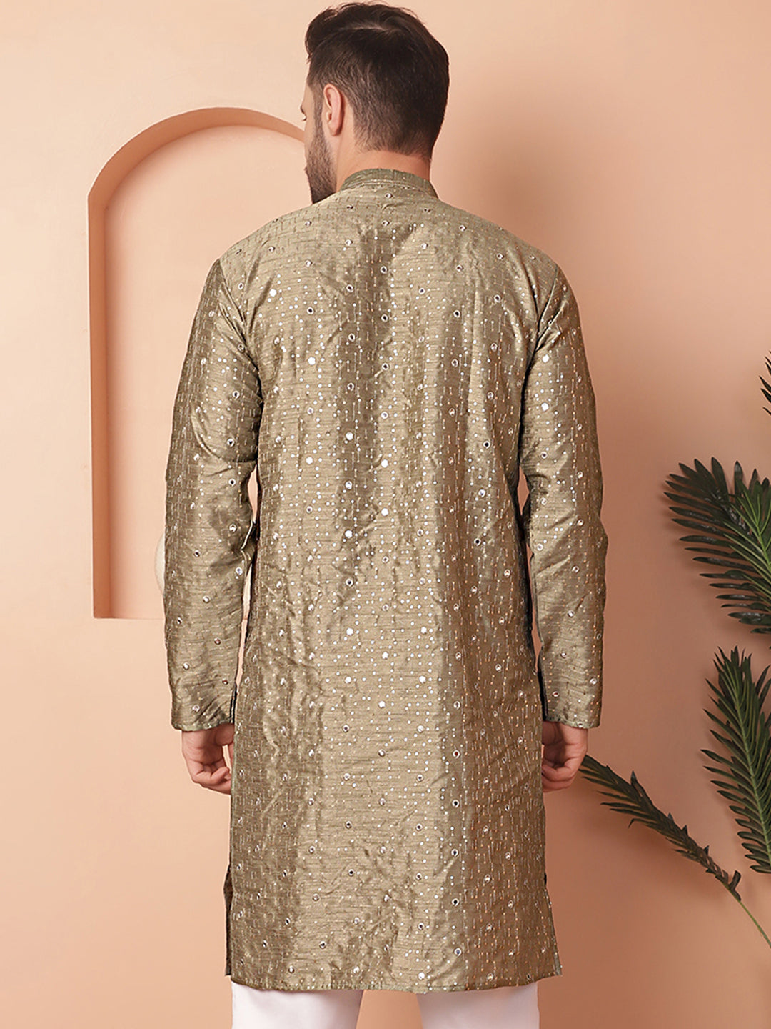 Men's Embroidered Mirror Work Kurtas - Taantav