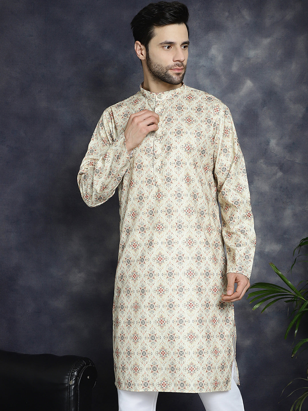 Men's Golden Foil Printed Kurtas - Taantav