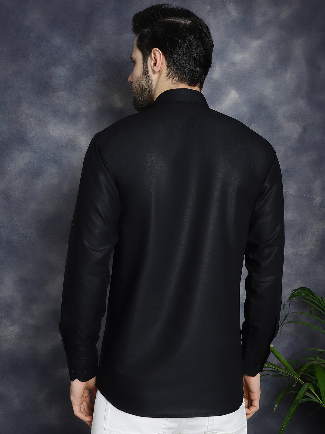 Men's Black Solid Short Kurtas - Taantav