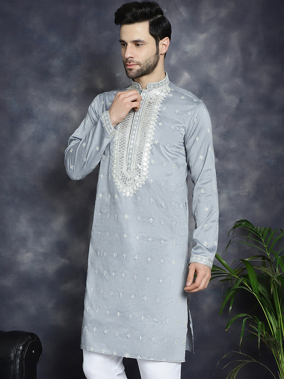 Men's Sequins Embroidered Kurtas - Taantav