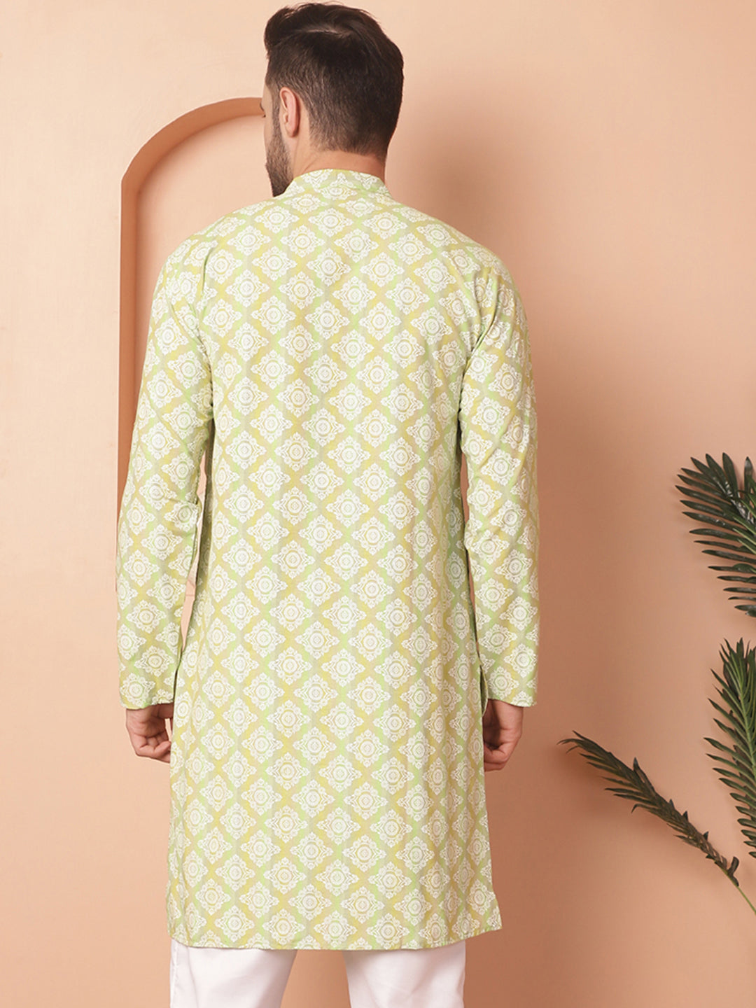 Men's Green and White Floral Printed Kurtas - Taantav