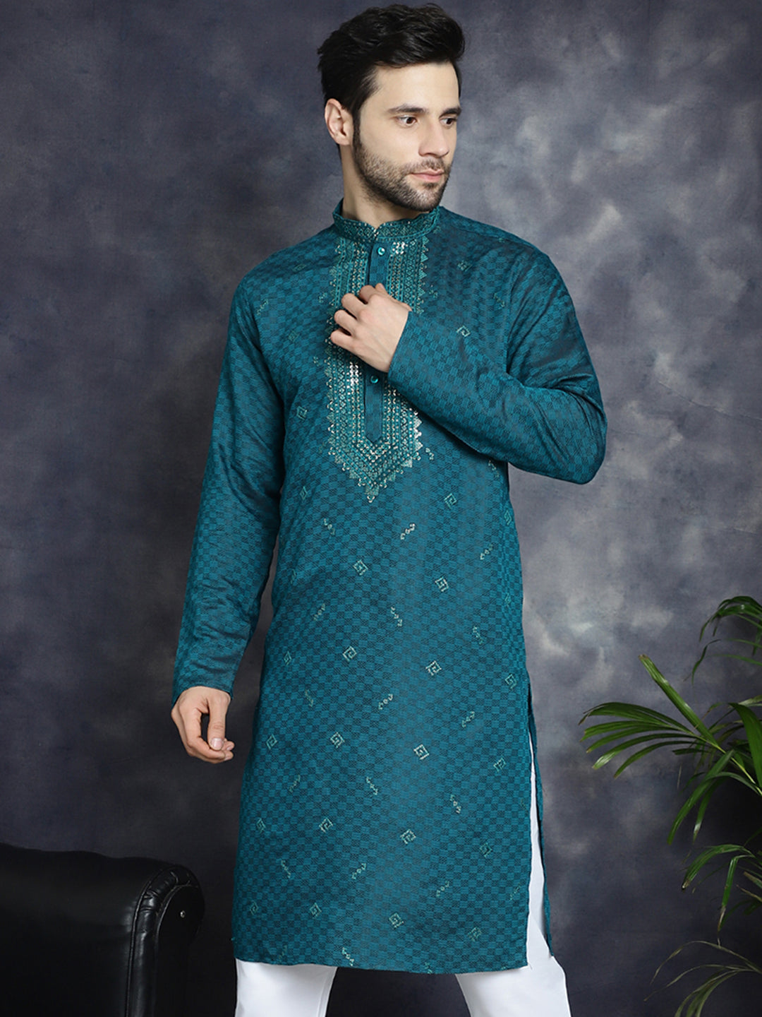 Men's Sequins Embroidered Kurtas - Taantav