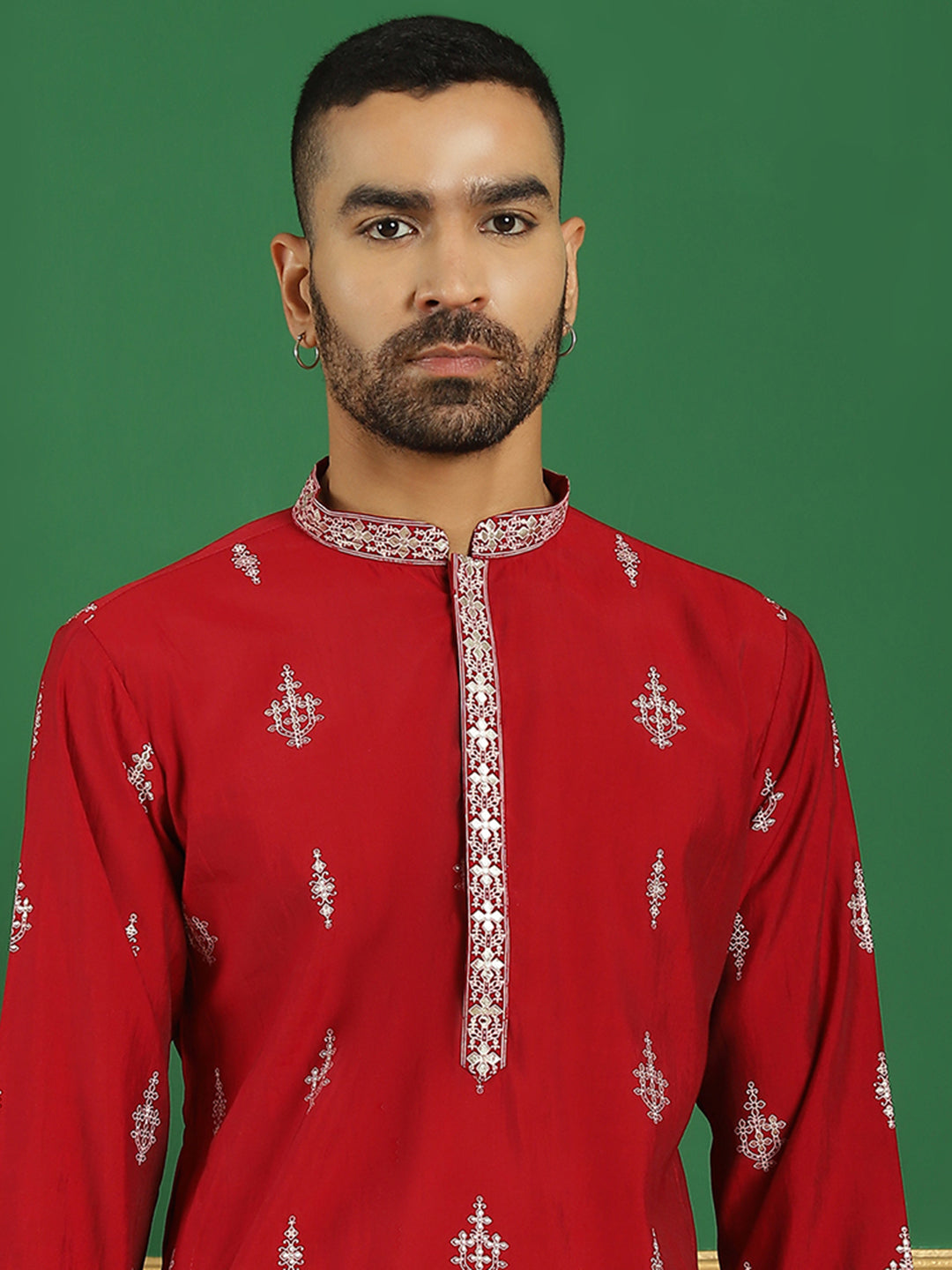 Men's Embroidered Kurtas - Taantav