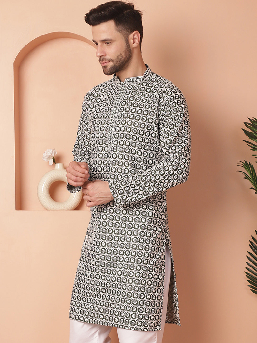 Men's Chikankari Pure Cotton Kurtas - Taantav