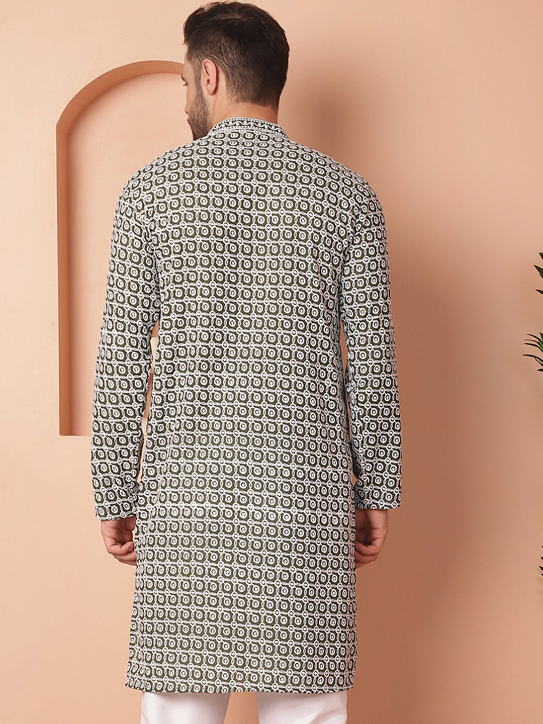 Men's Chikankari Pure Cotton Kurtas - Taantav