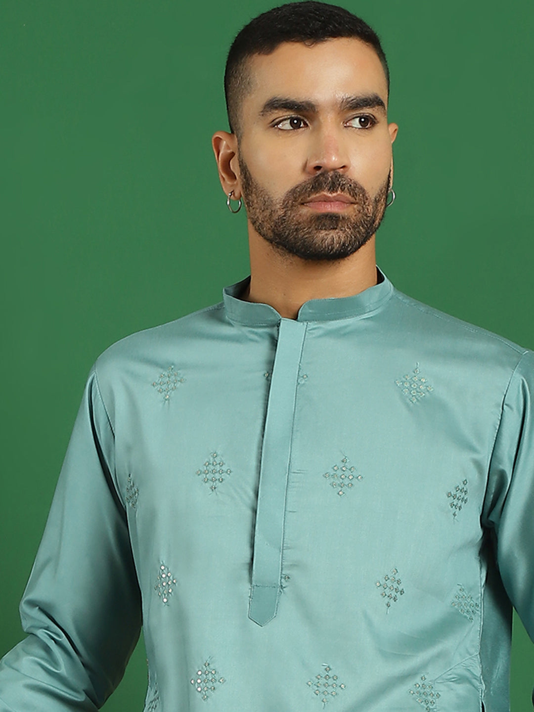 Men's Purple Embroidered and Sequence Kurtas - Taantav