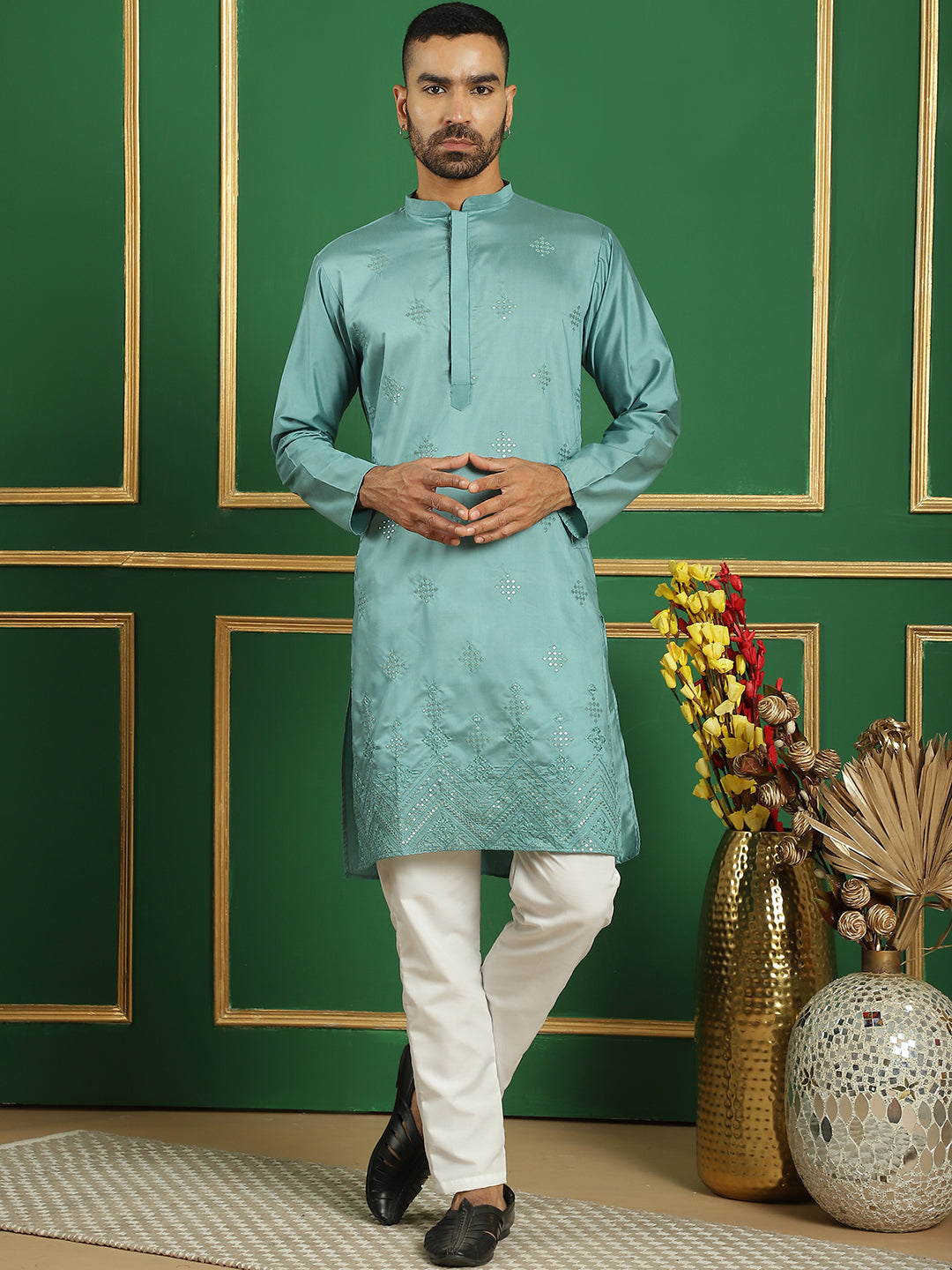 Men's Purple Embroidered and Sequence Kurtas - Taantav