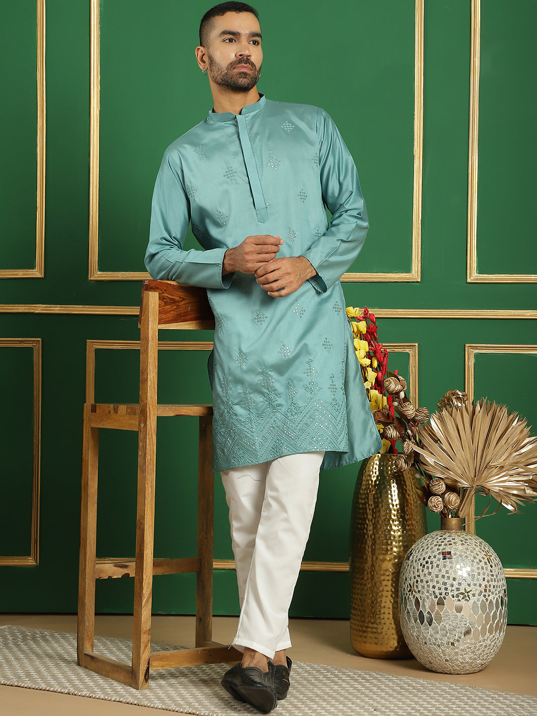 Men's Purple Embroidered and Sequence Kurtas - Taantav