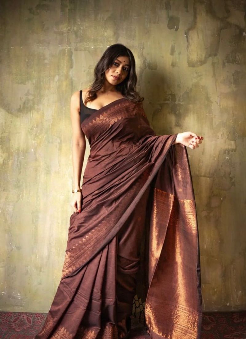 Color_Brown