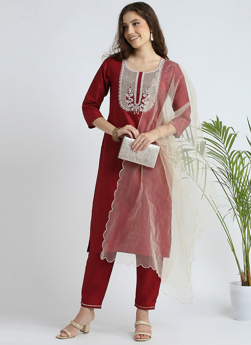 Color_Maroon