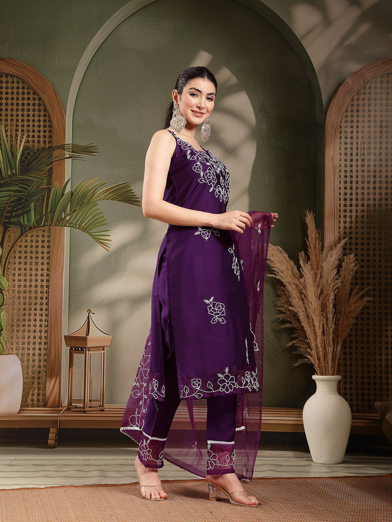 Women's Purple Solid & Embroidered Organza Straight Kurta Pant Dupatta Set