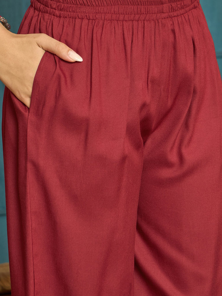 Women's Maroon Solid & Embroidered Rayon Straight Kurta Pant Set