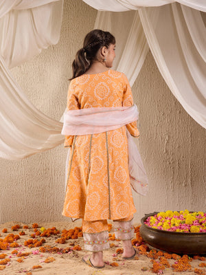 Color_Orange