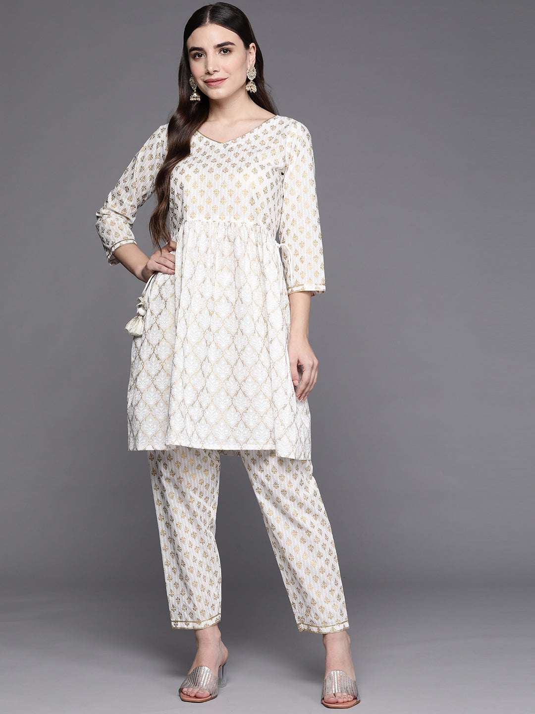 Women's Off White Cotton Blend Kurta Set - Taantav