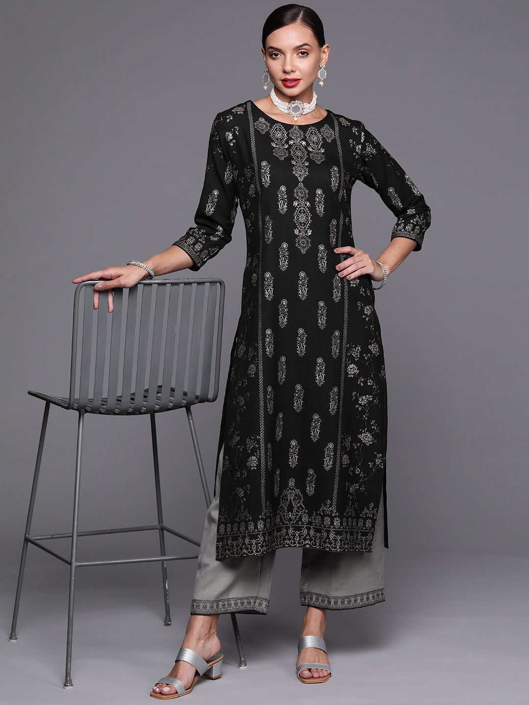 Women's Black Cotton Blend Kurta Set - Taantav