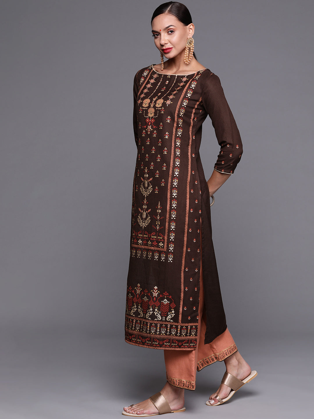 Women's Brown Cotton Blend Kurta Set - Taantav