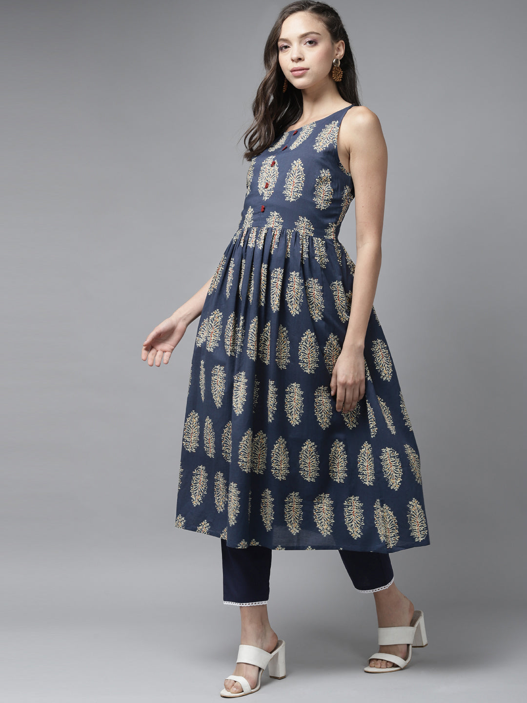 Women's Blue Cotton Kurta - Taantav