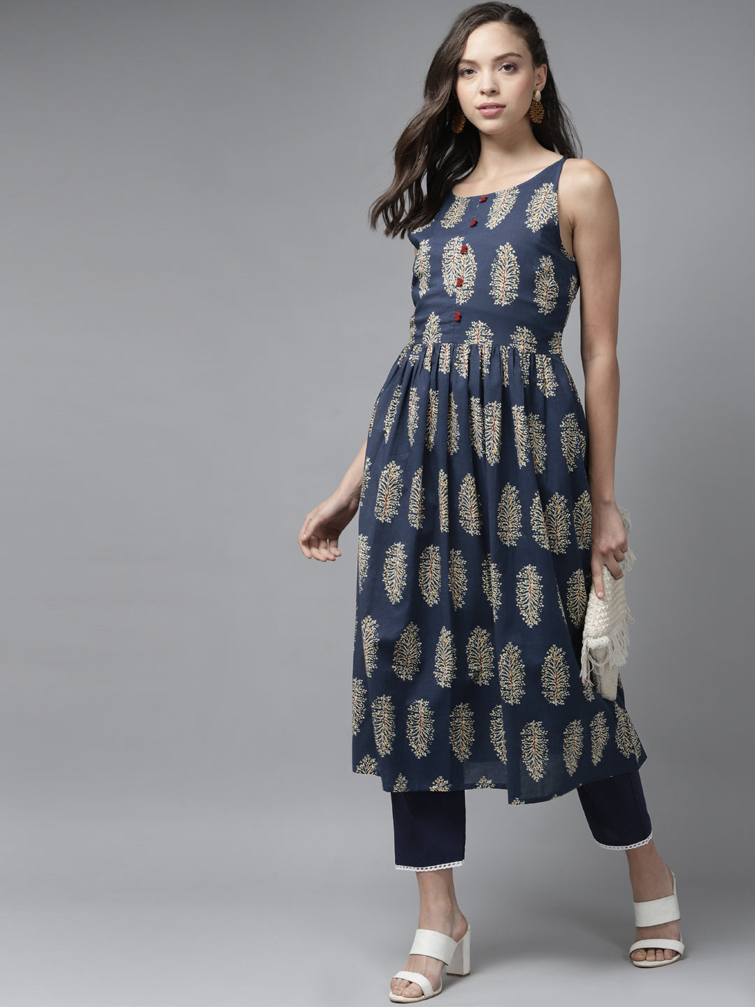 Women's Blue Cotton Kurta - Taantav