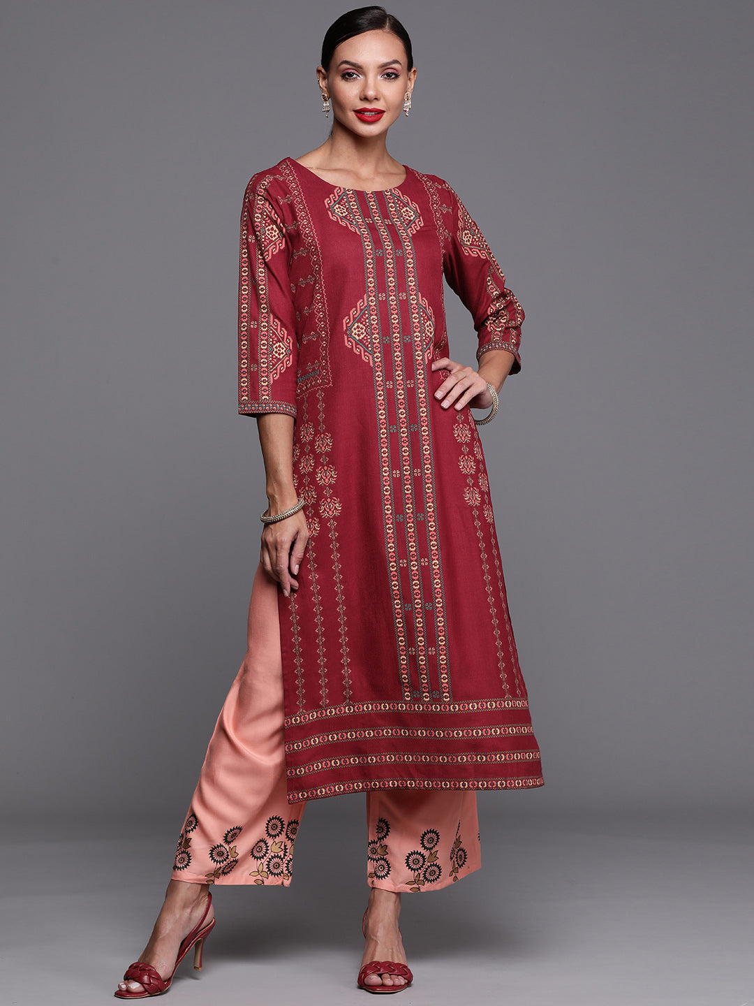 Women's Maroon Cotton Kurta - Taantav