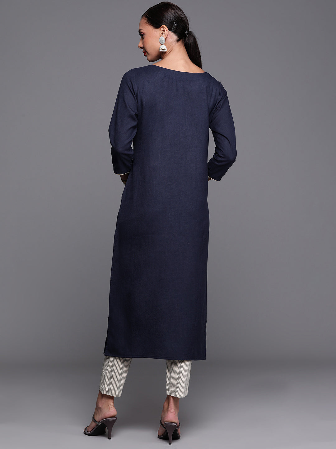 Women's Navy Blue Cotton Kurta - Taantav