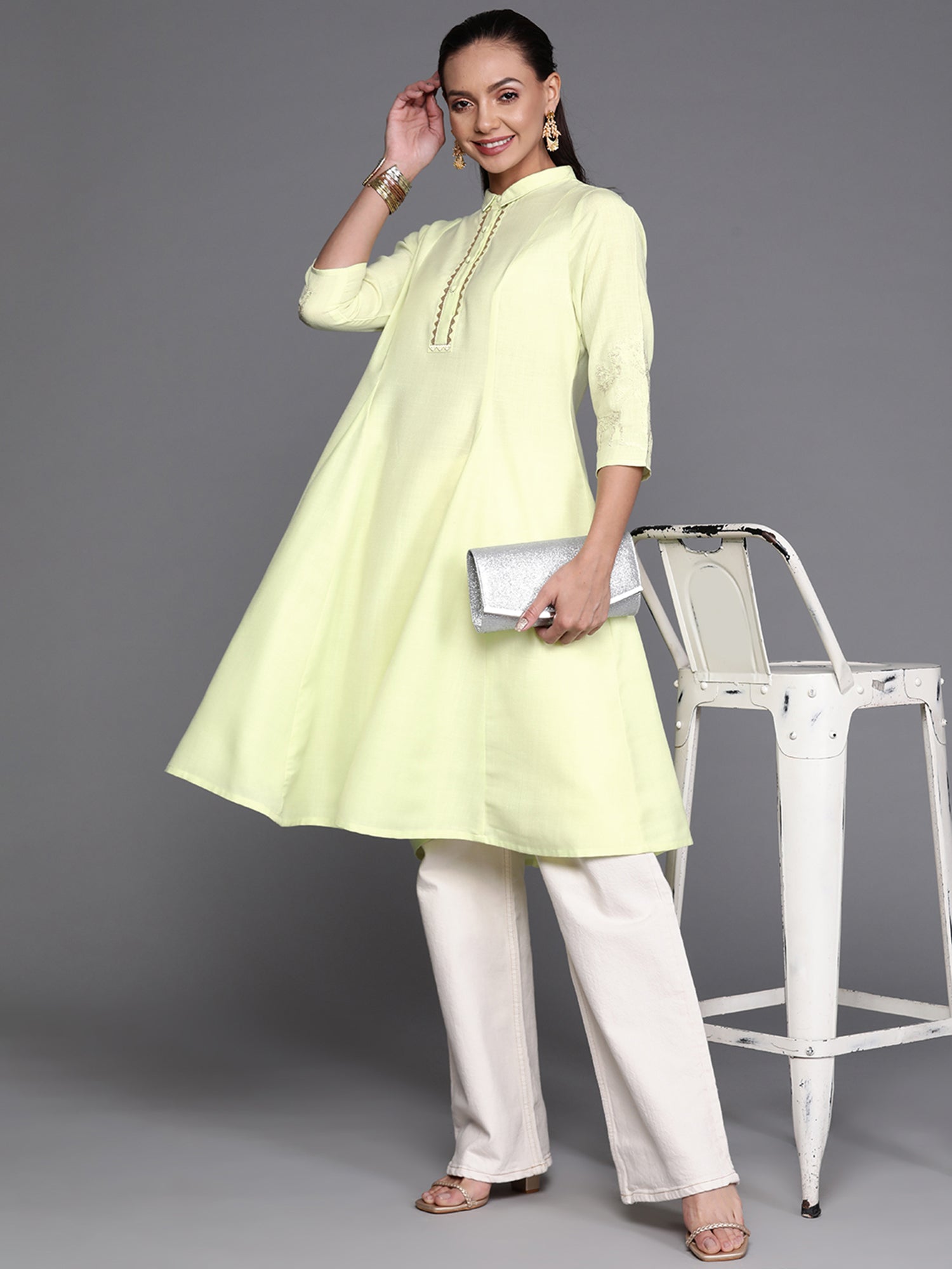 Women's Yellow Cotton Kurta - Taantav