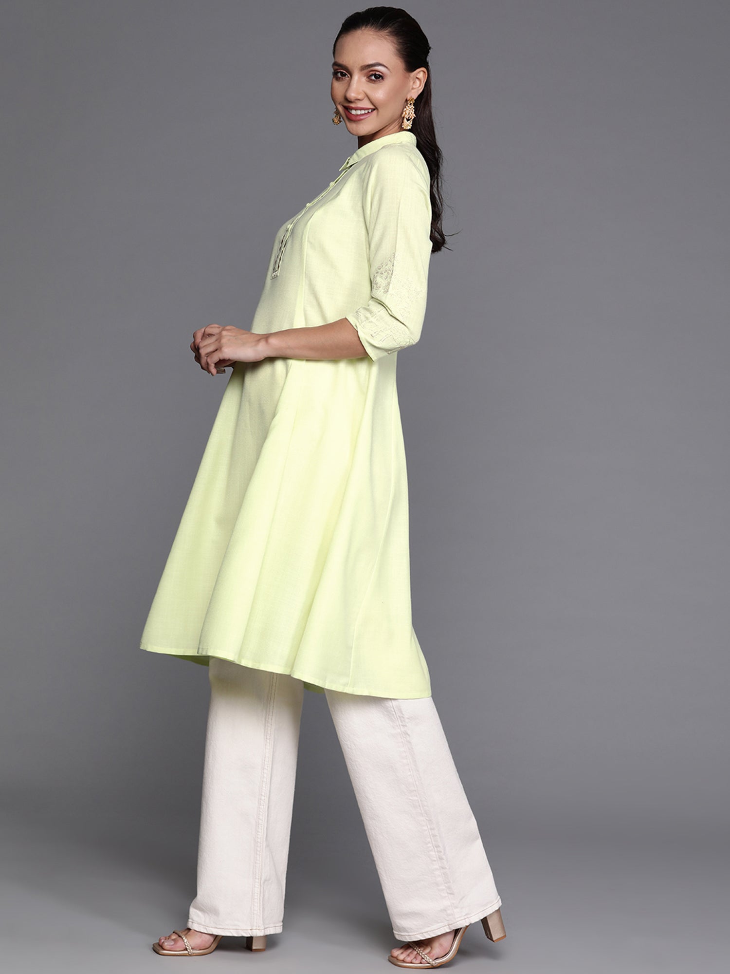 Women's Yellow Cotton Kurta - Taantav