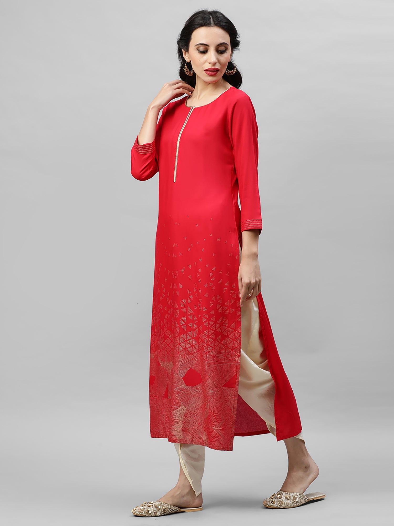 Women's Red Viscose Rayon Kurta - Taantav