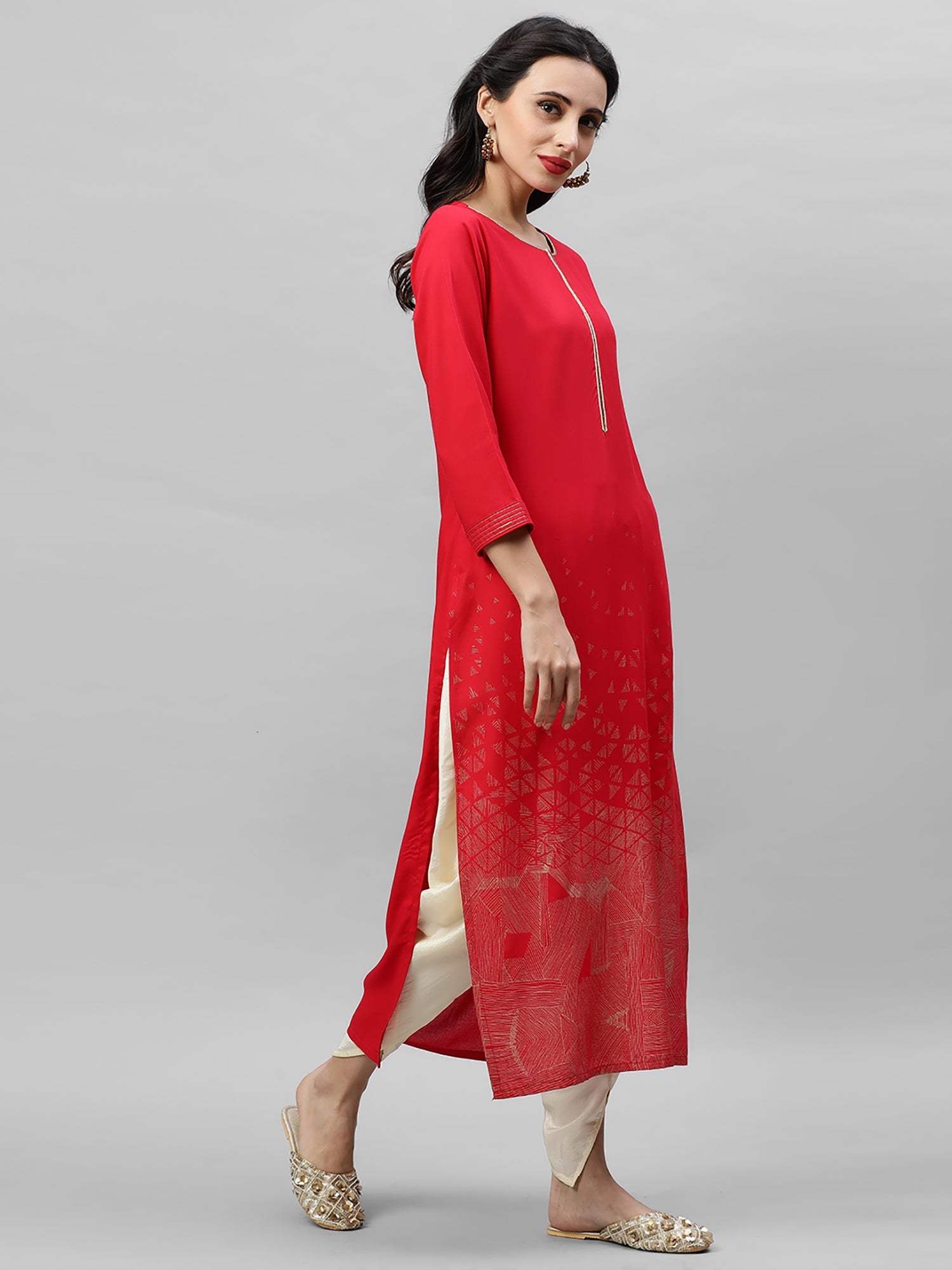 Women's Red Viscose Rayon Kurta - Taantav