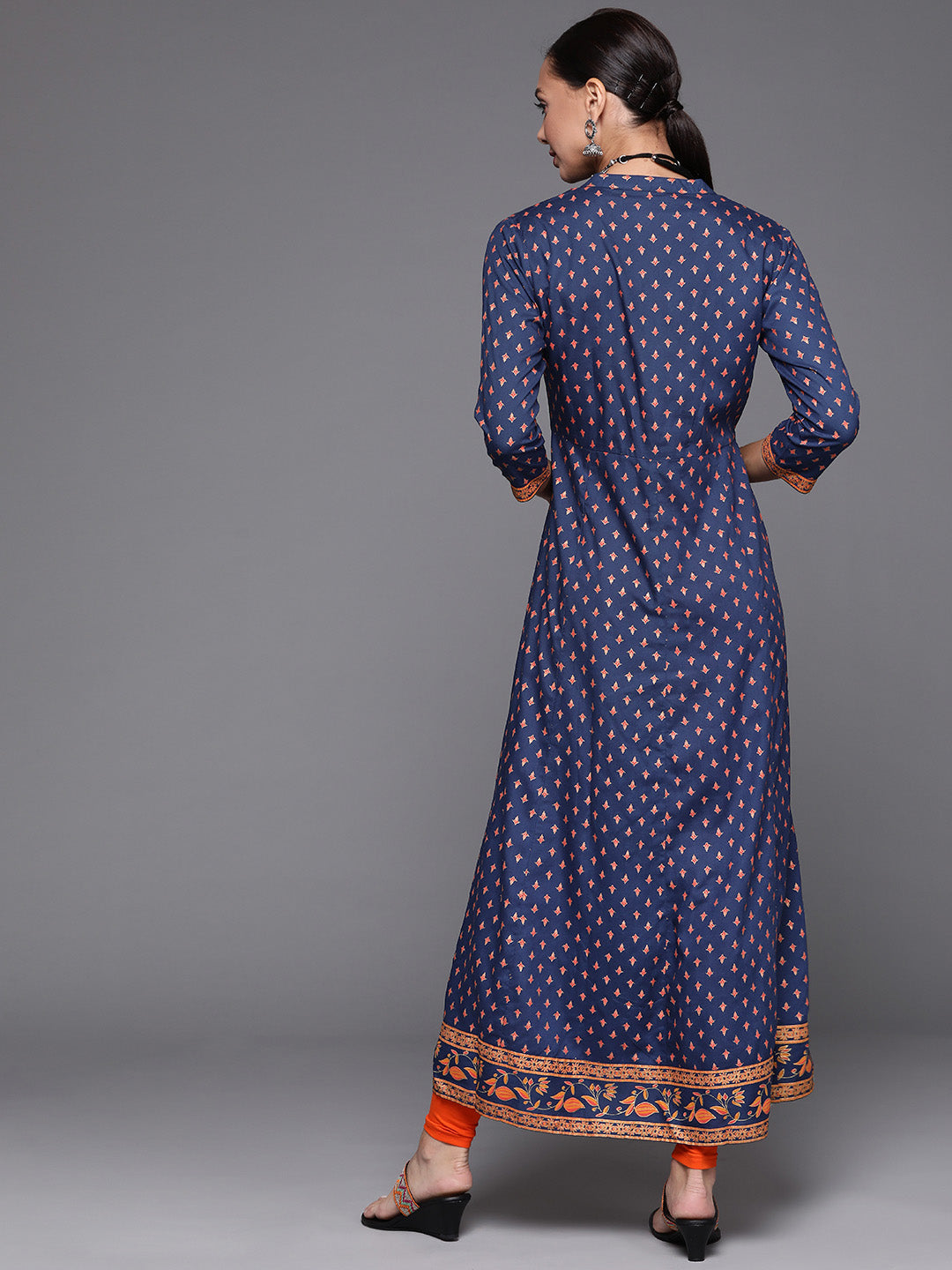 Women's Blue Viscose Rayon Kurta - Taantav