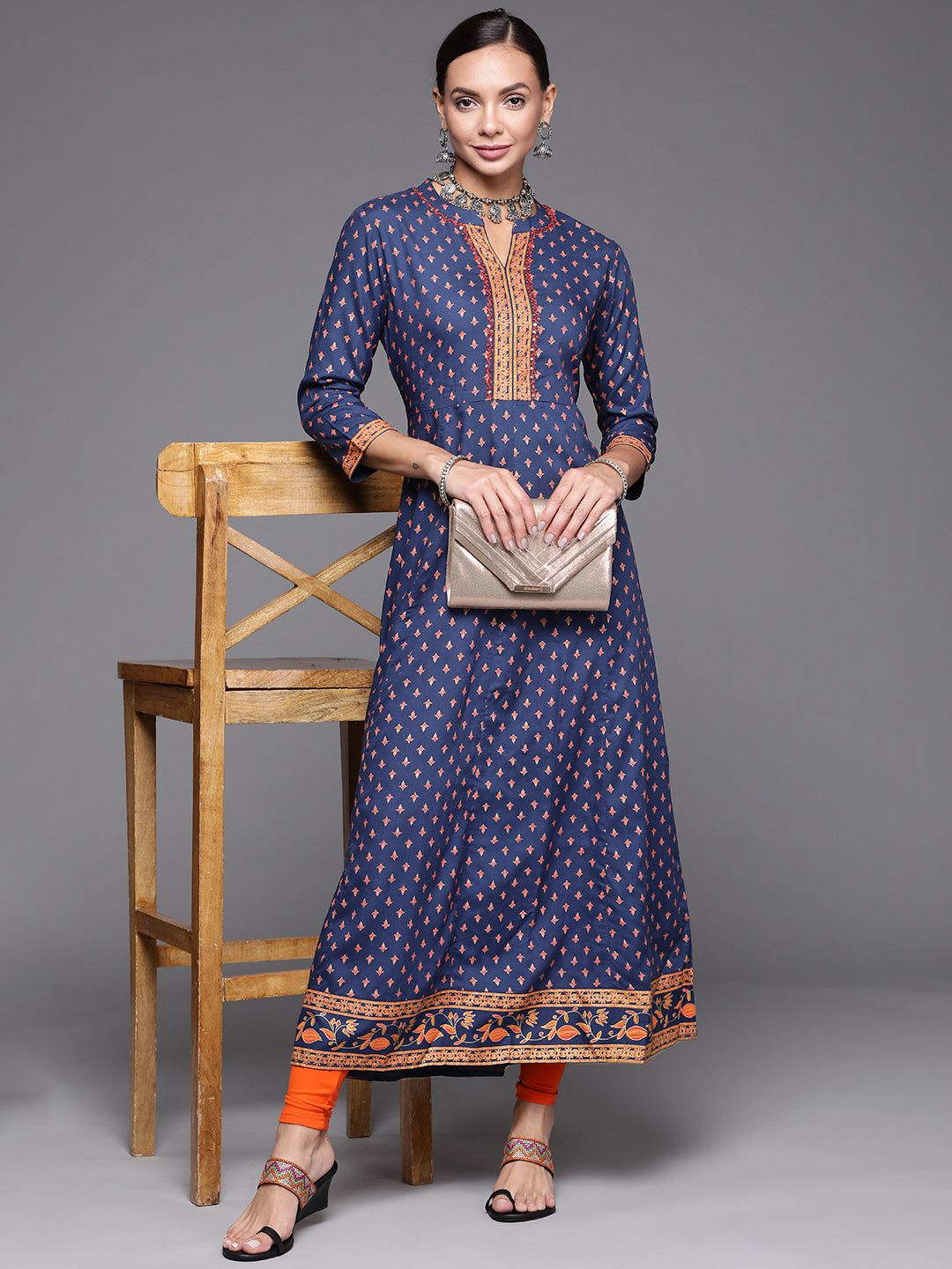 Women's Blue Viscose Rayon Kurta - Taantav