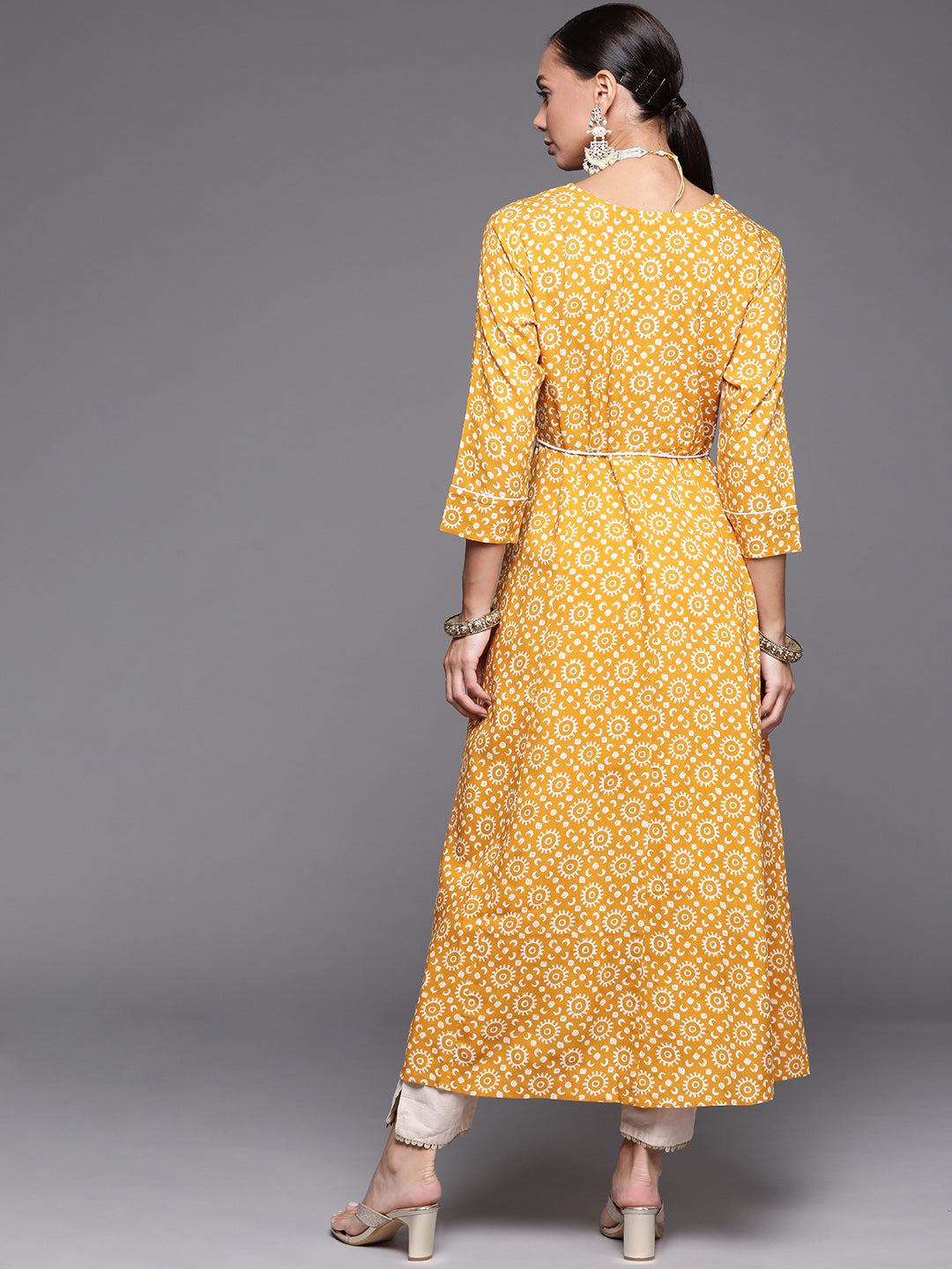 Women's Mustard Viscose Rayon Kurta - Taantav