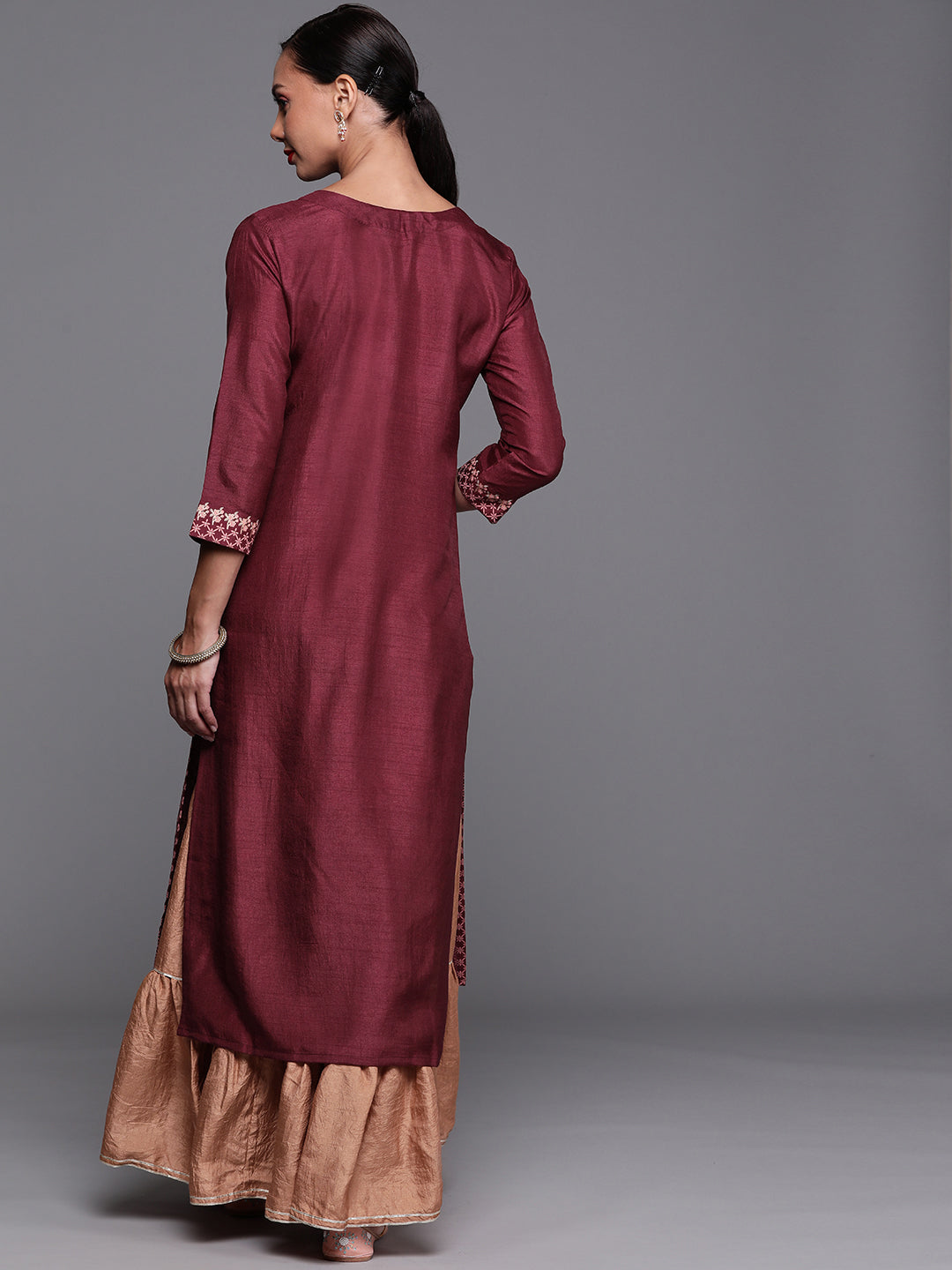 Women's Maroon Polyester Kurta - Taantav