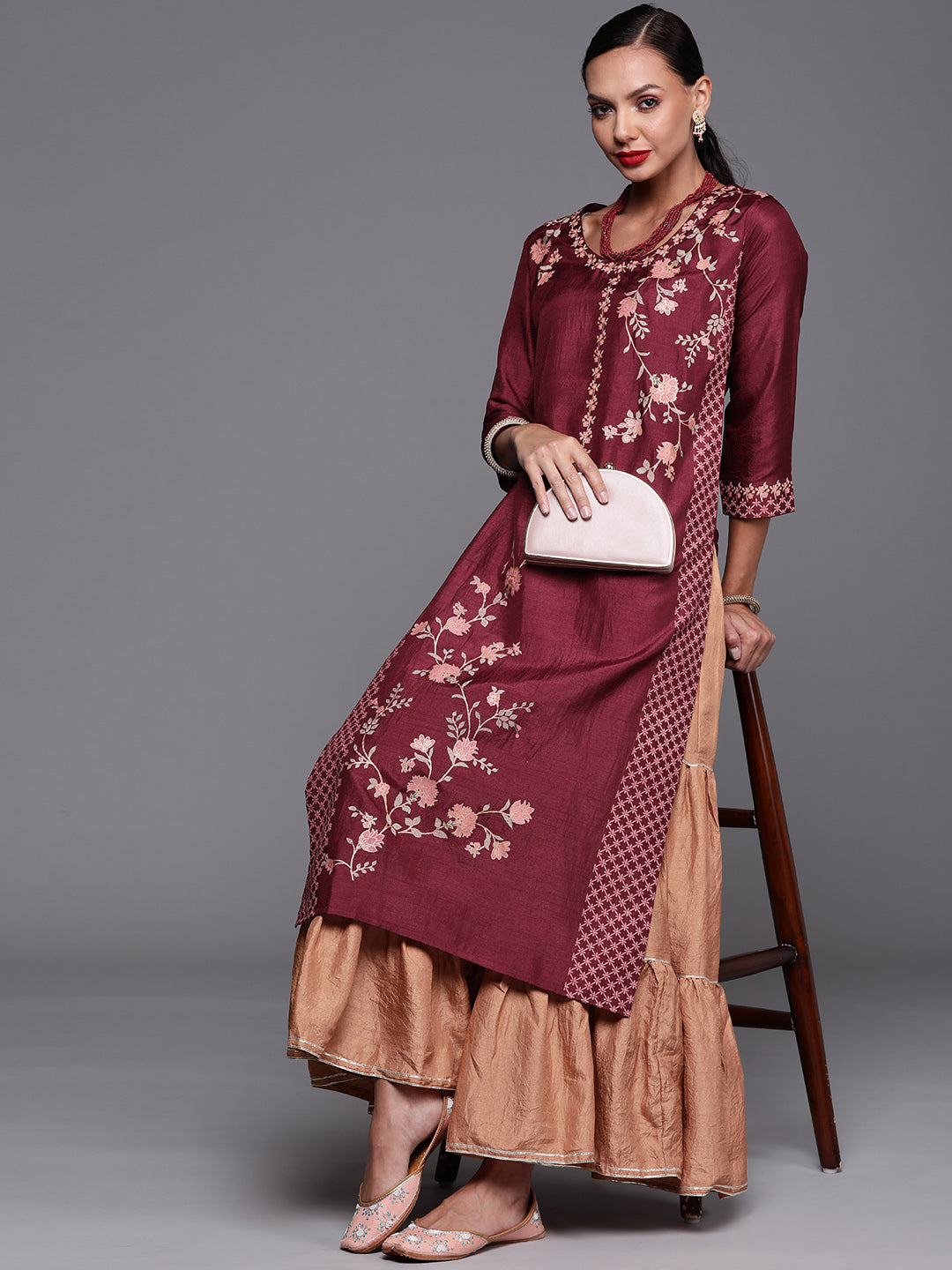 Women's Maroon Polyester Kurta - Taantav