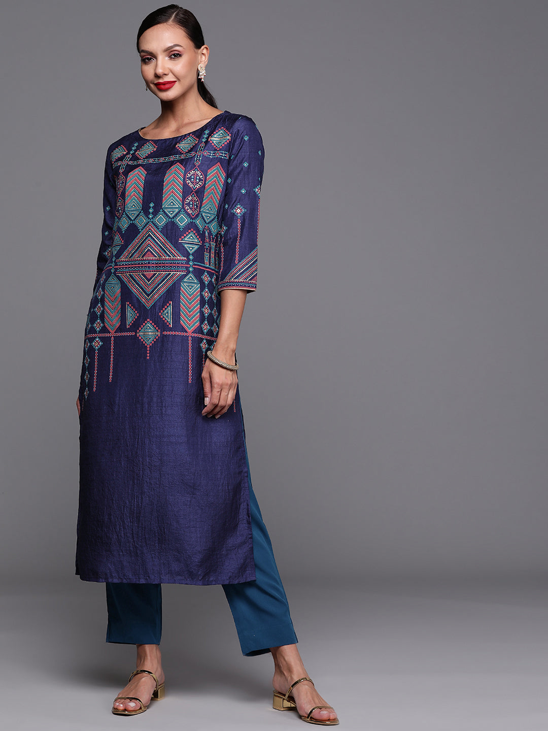 Women's Navy Blue Polyester Kurta - Taantav