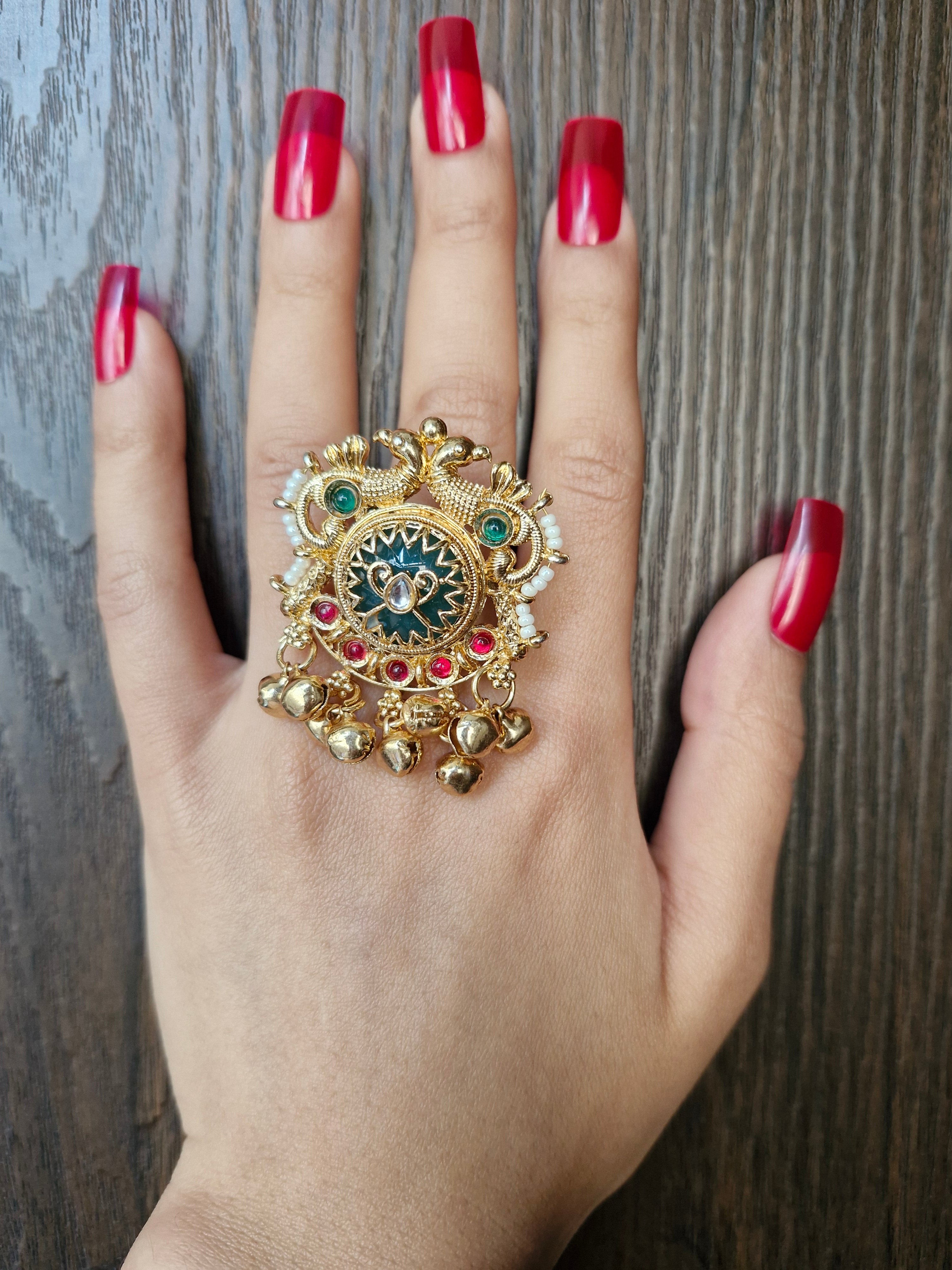 Color_gold
