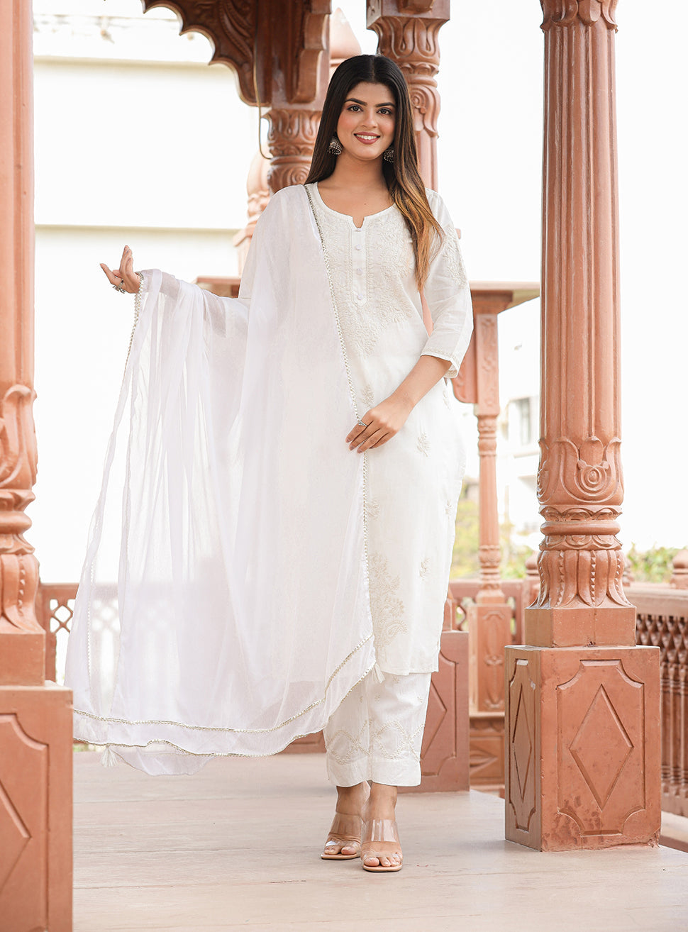 Women's Off White Lucknow Chikankari Cotton Kurta Set With Dupatta