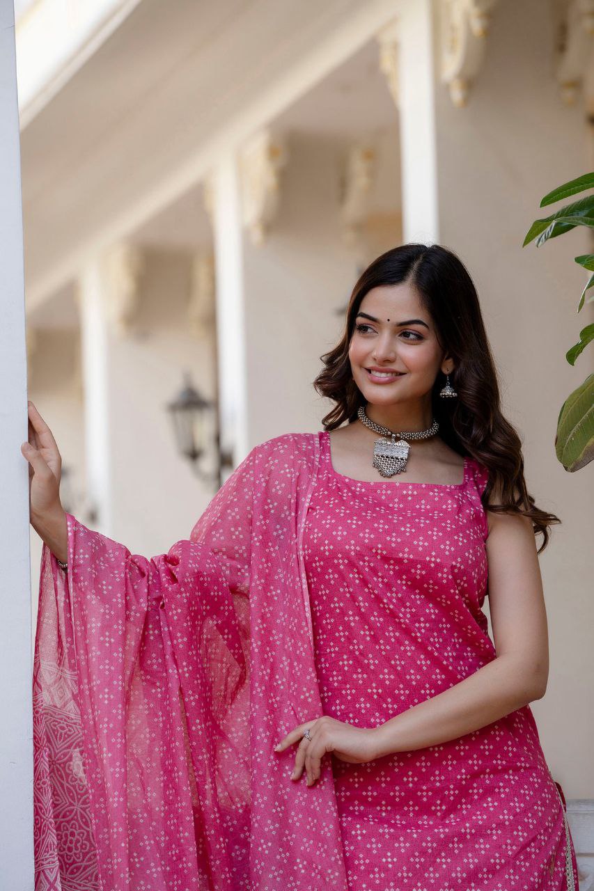 Women's Bandhni Printed Knee Length Sleeveless Rayon Kurti And Pant Set With Printed Dupatta (K166) - Taantav