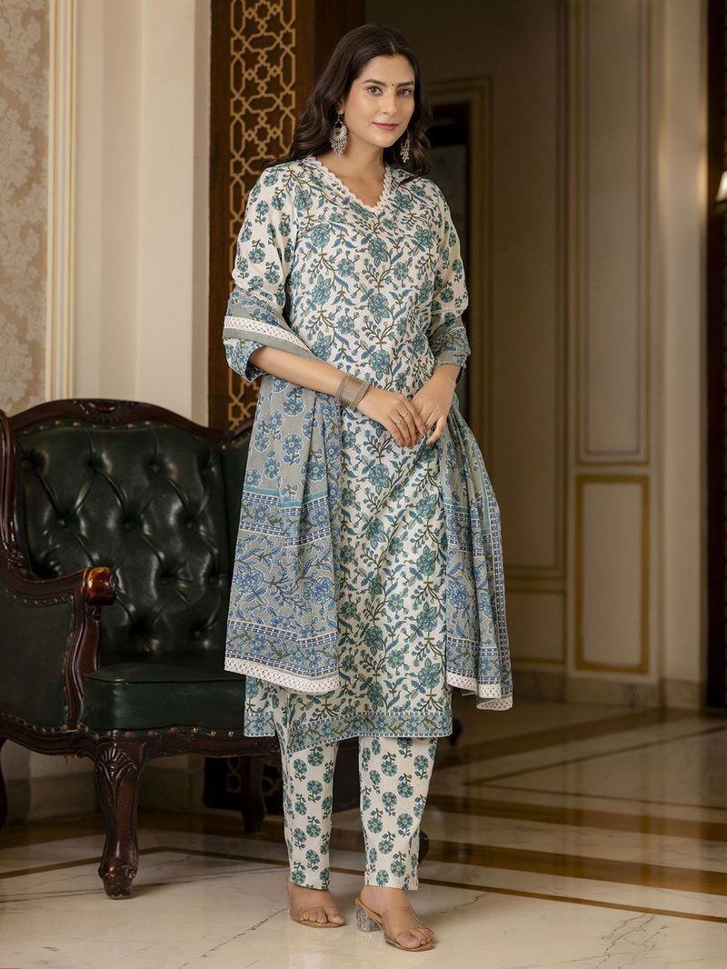 Women's Knee Length Floral Printed Rayon Kurti And Pant Set With Printed Dupatta Set (K167) - Taantav