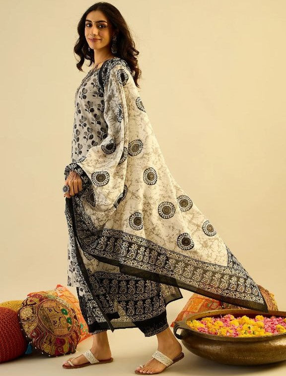 Women's Floral Printed Knee Length V Neck Kurti And Pant Set With Printed Dupatta (K168) - Taantav