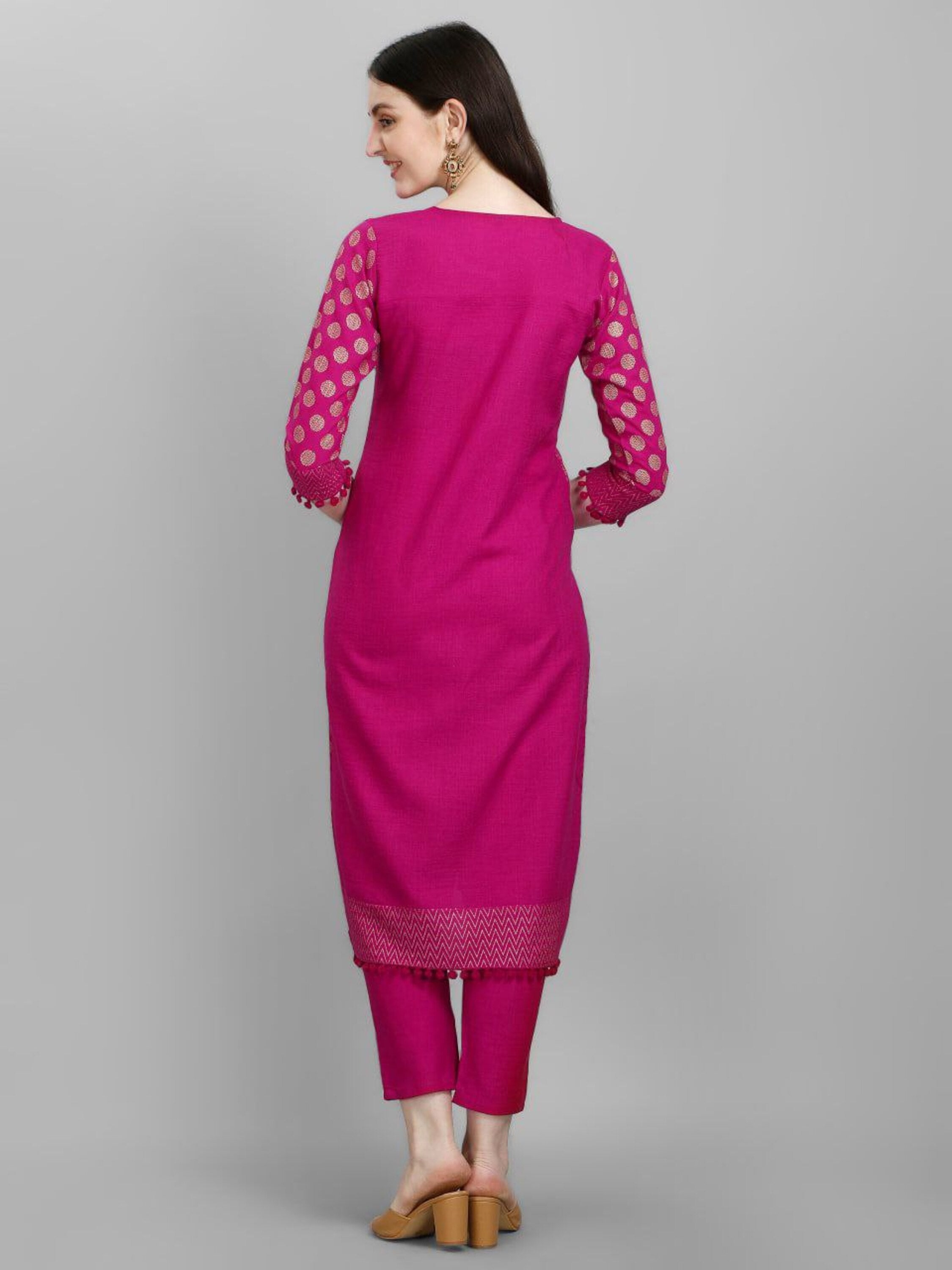 Women's Floral Printed Knee Length A-Line Cotton Blend Kurti And Pant Set (Rani) - Taantav