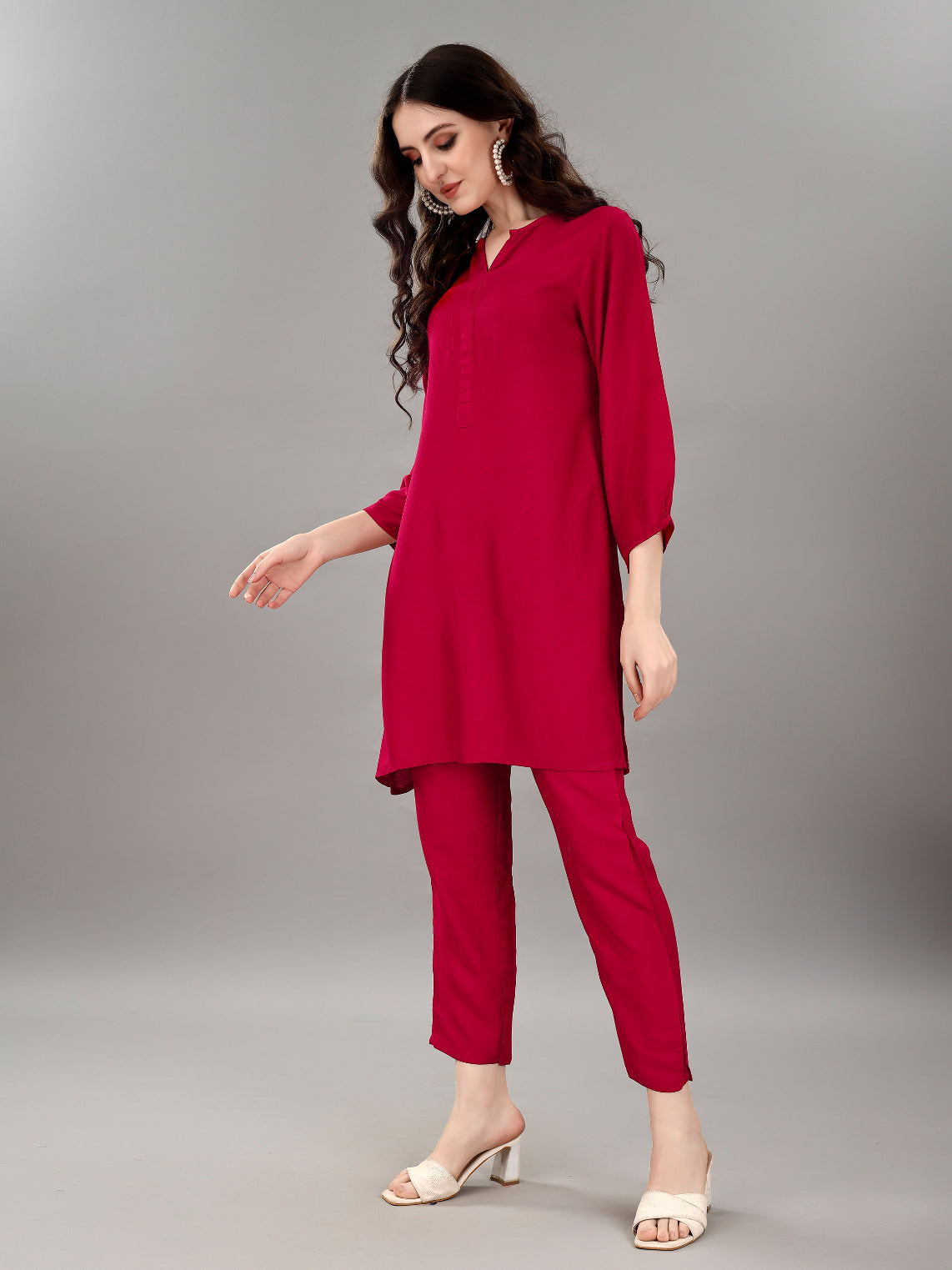 Women's V Neck Knee Length 3/4 Sleeves Solid Rayon Co-Ords Set (Rani) - Taantav