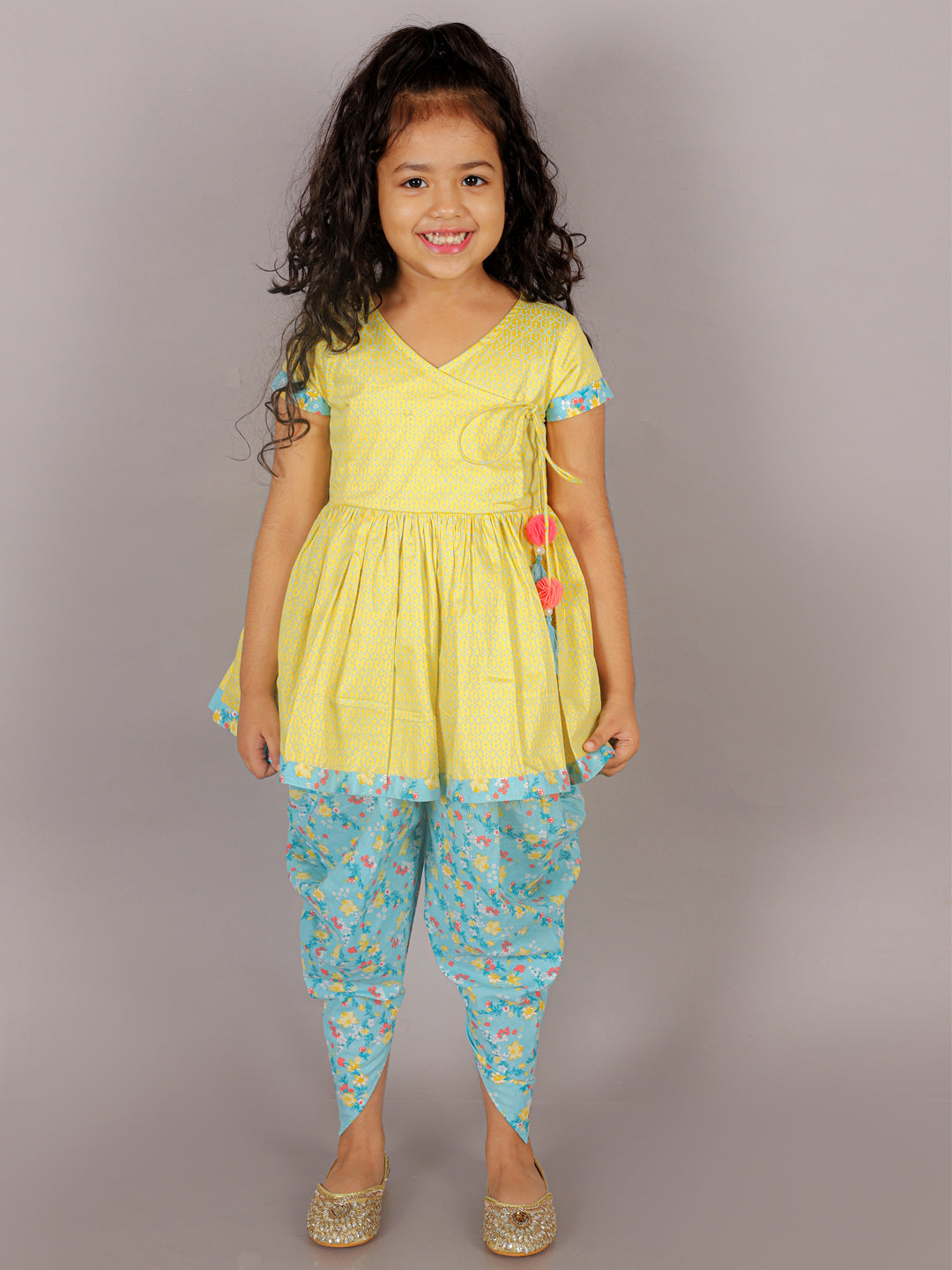 Color_YELLOW
