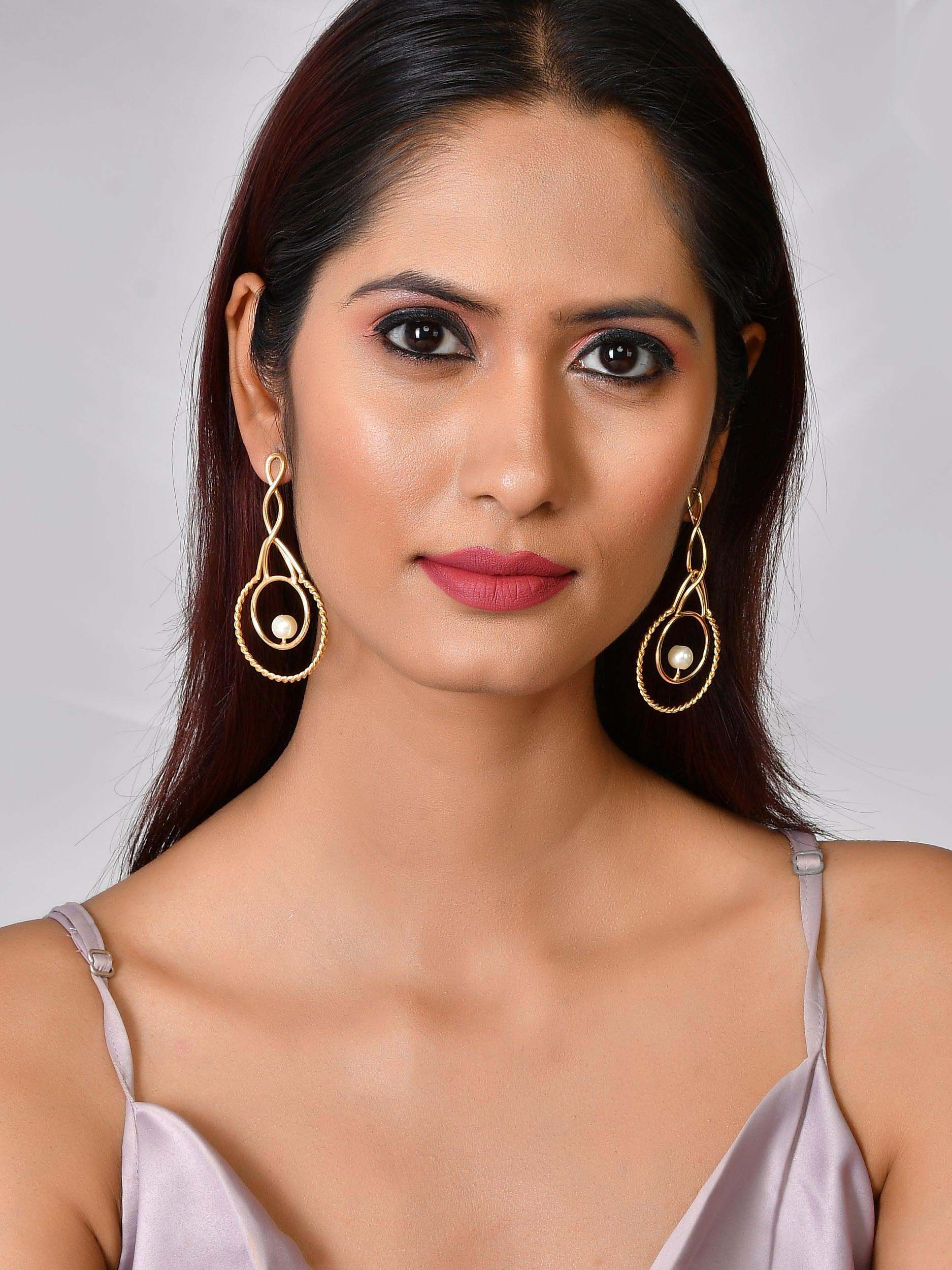 Women's Layered Twisted Golden Earrings