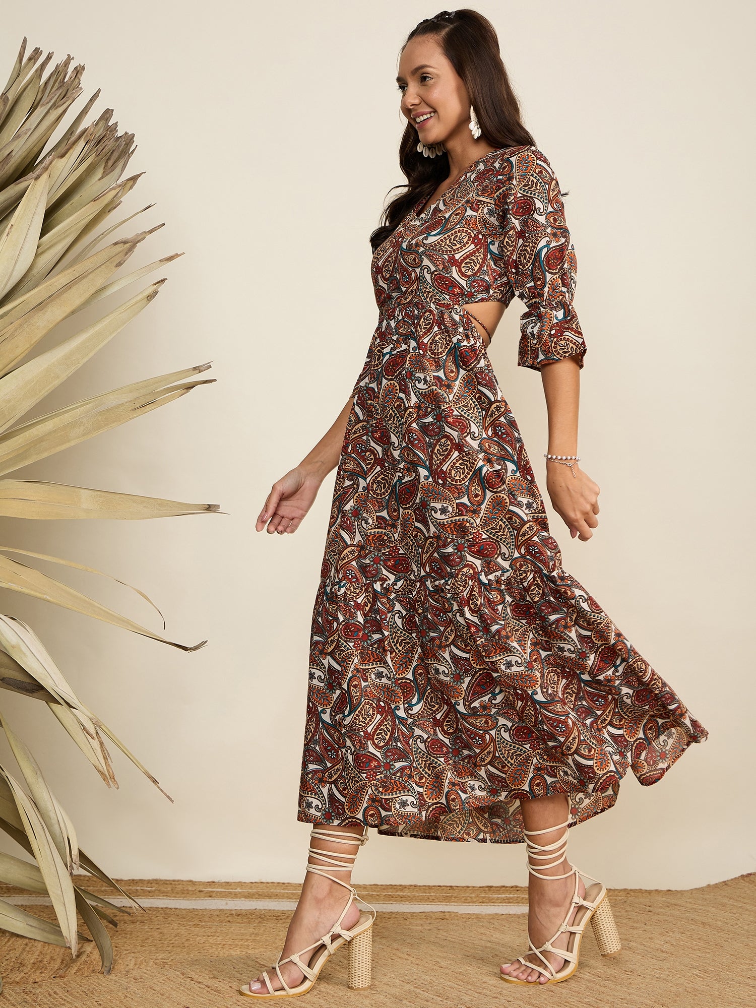Women's Brown Paisley Print Waist Cut Out Midi Dress Brown / XS Women's Brown Paisley Print Waist Cut Out Midi Dress Brown / XS