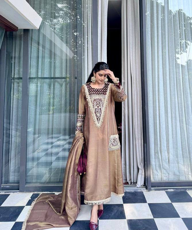 Color_Brown