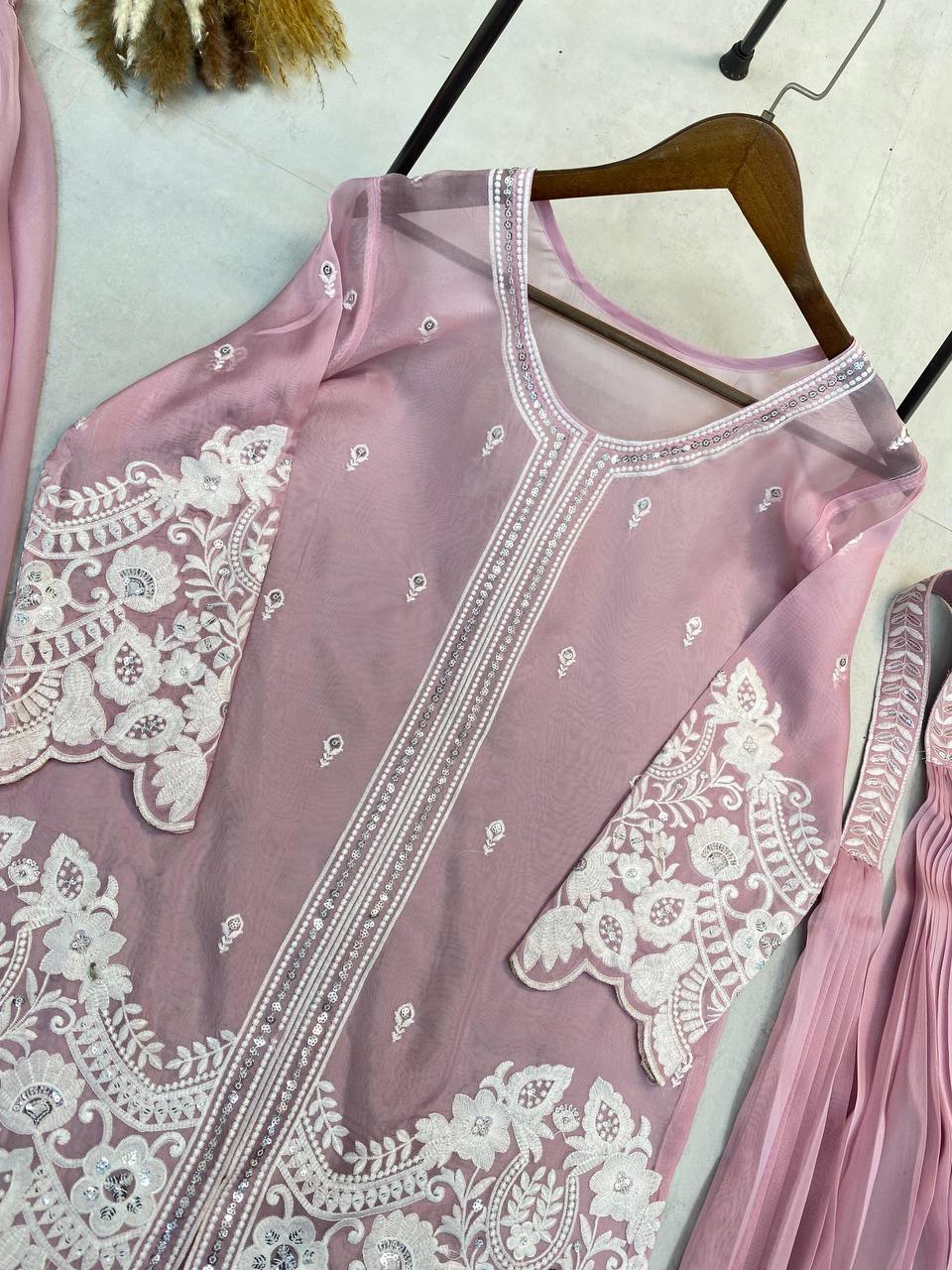 Color_Pink
